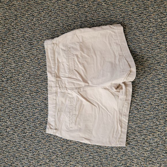 Old Navy Tan Every Day Relaxed Fit Short Size 8 - Picture 8 of 10